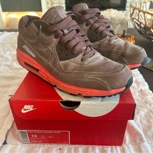 Men’s RARE Nike Air Max Lunar90 LTR QS Mahogany Bright Crimson Size 13 Burnished